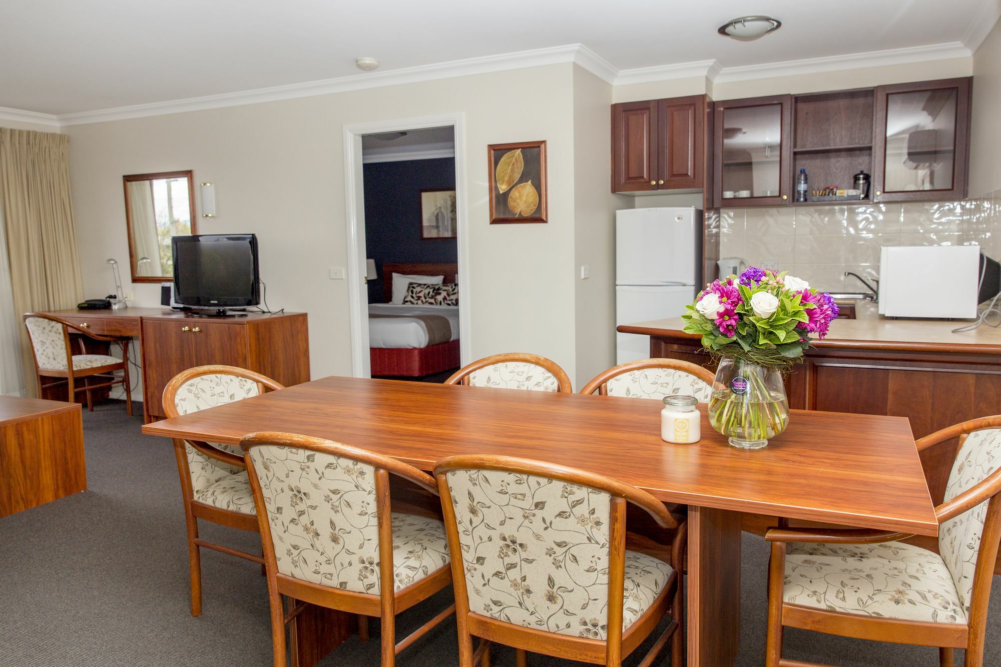 Charlotte Apartments Батерст Экстерьер фото